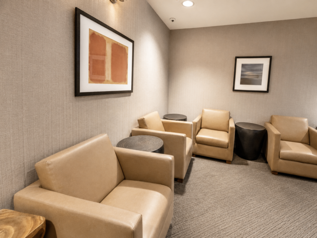 Resident lounge seating area at The Corinthian